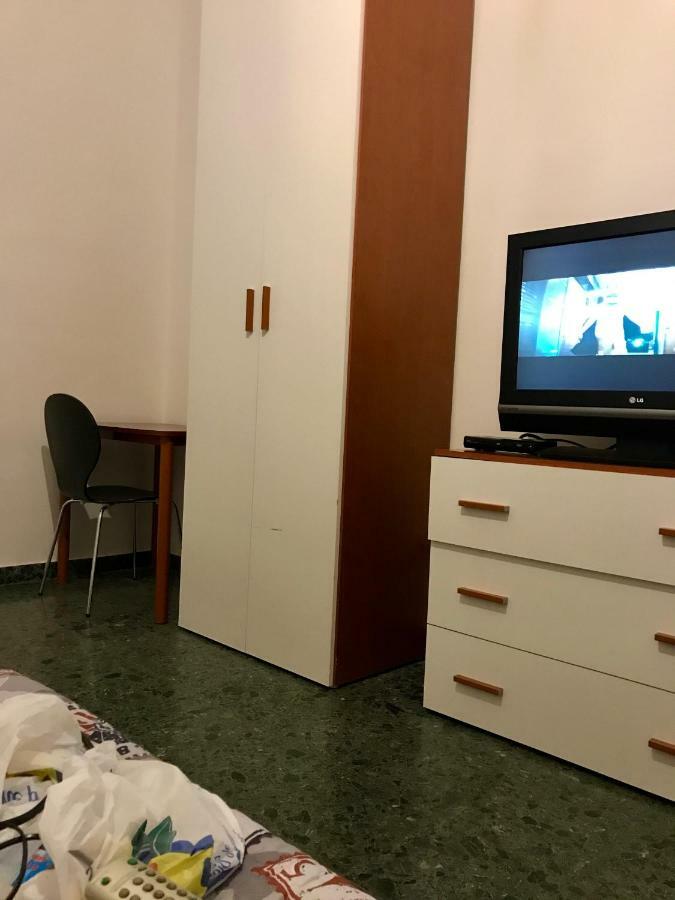 Centrum Rooms Cagliari Esterno foto